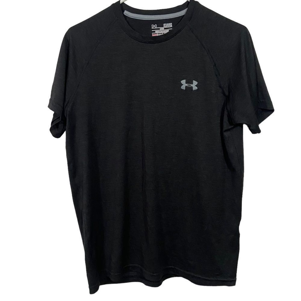 Under Armour Black Short Sleeve Athletic T-Shirt